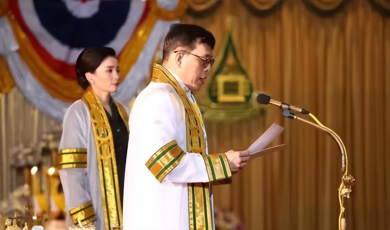 这么抓马?她消失的第8个月,家族变天了?