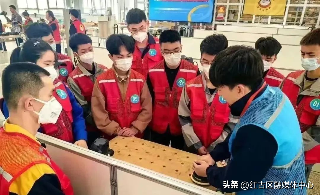 2024年甘肃省困难大学生资助,2020年甘肃小学生资助金每年多少