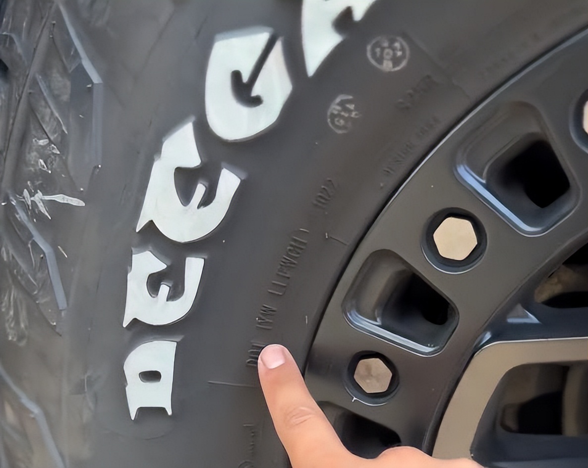 一年近30起假机油案件，最高涉案金额超5000万，电商上90%是假的