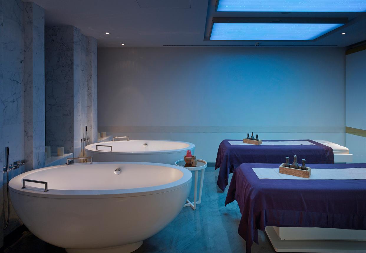 璀璨泡泡乐园：奢享私密水疗宇宙