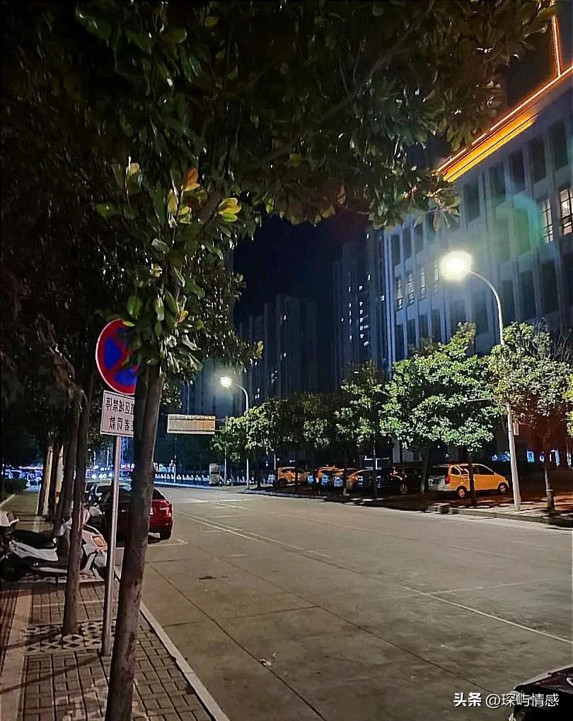 当访客里出现了一个熟悉的名字,当访客记录里出现久违的名字