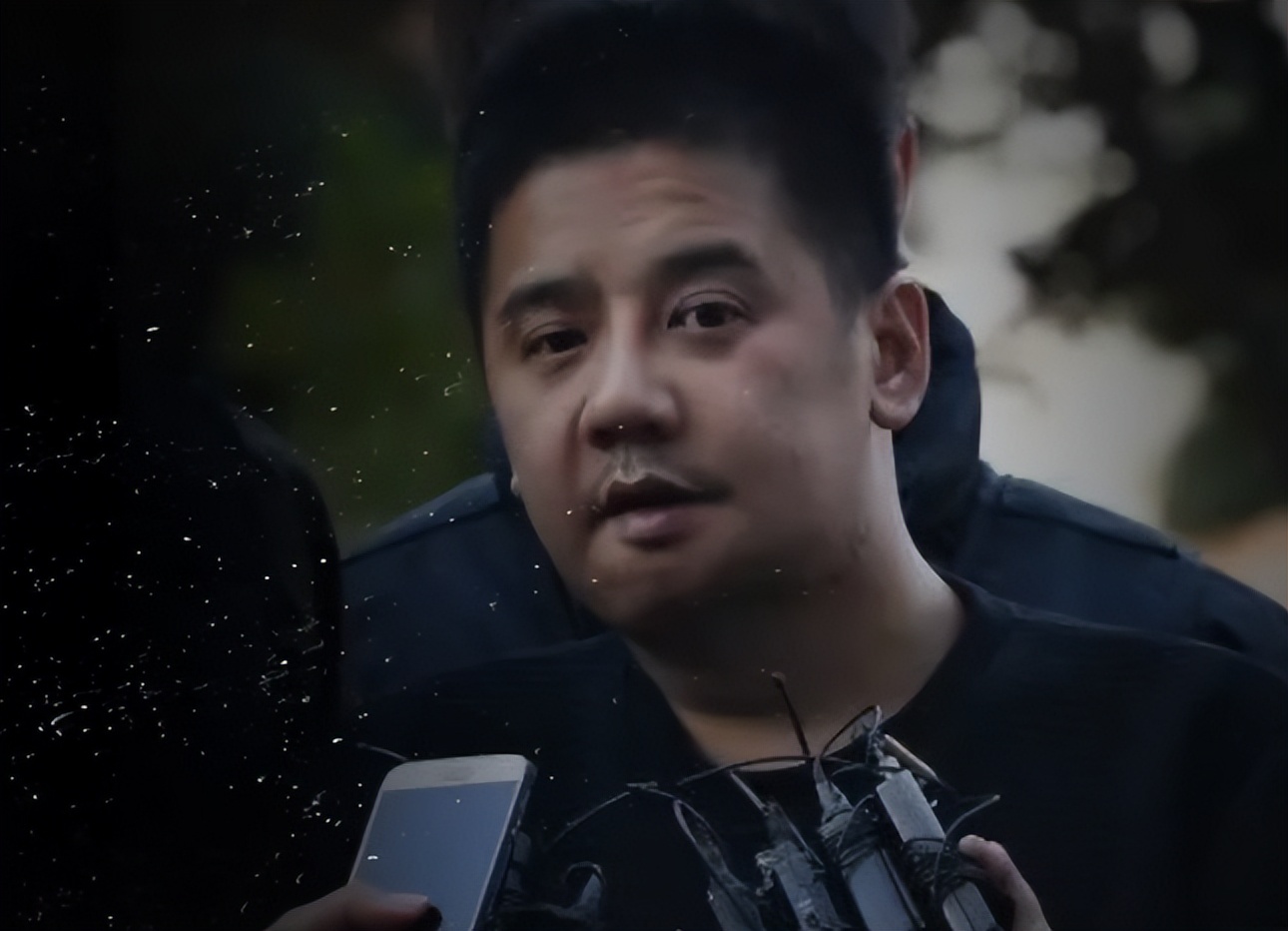 侵害少女逼死妻子，韩国“好爸爸”化身天使，人设崩塌才知是恶魔