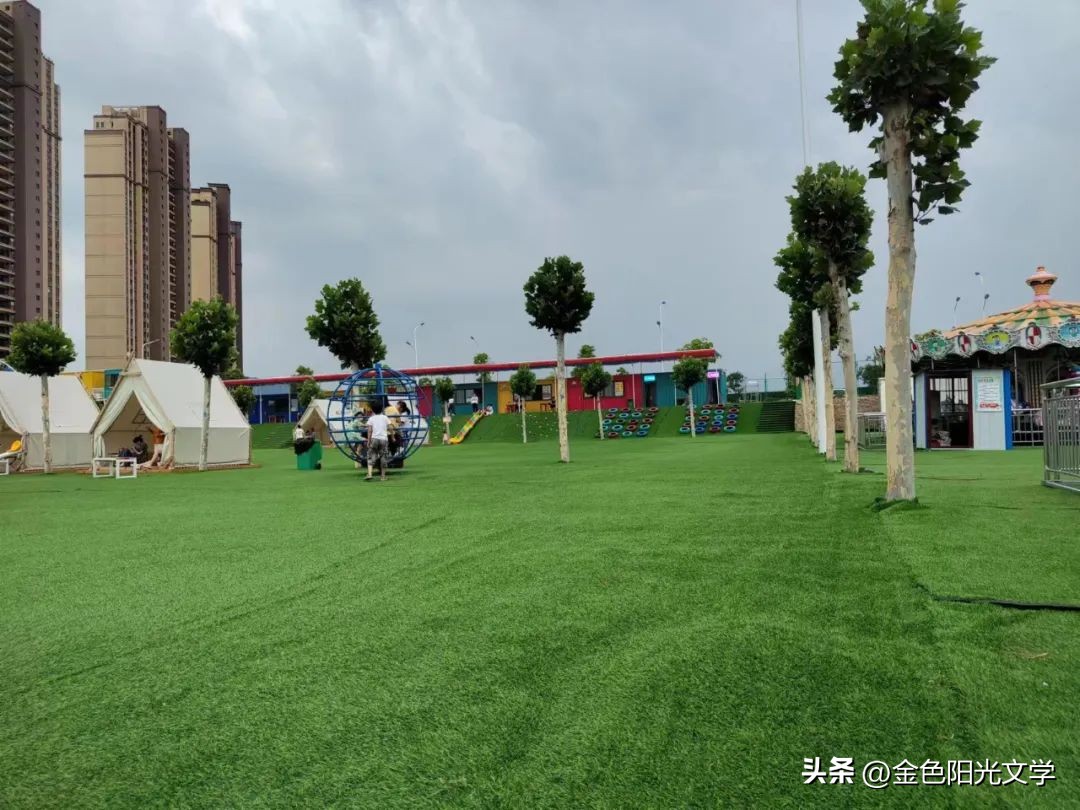 一年级自己画图写话,一年级看图说话写话