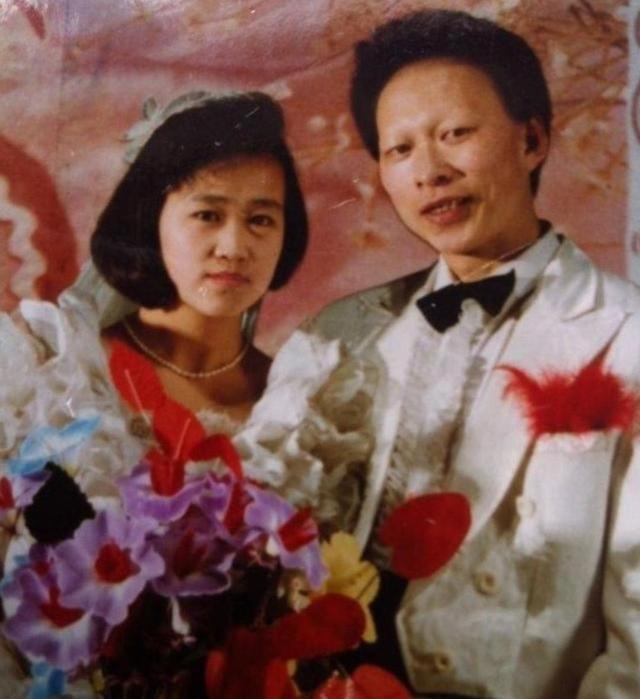 五位长得丑却娶了白天鹅的男星,5位长得丑却娶了白天鹅的男星