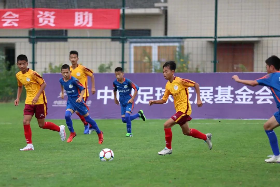 赢了！北京警察与来自贫困山区的小“C罗”们……