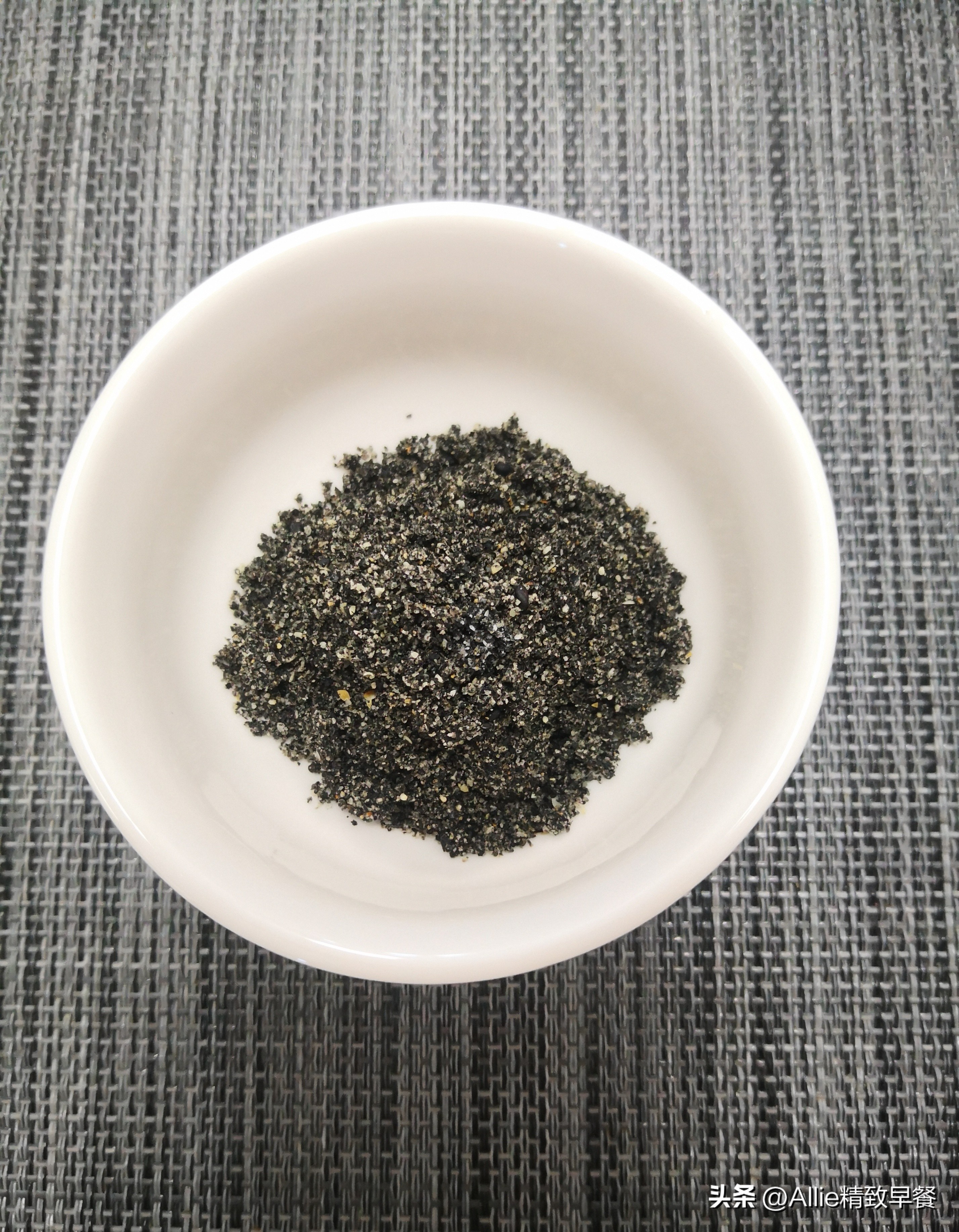 鸡汤怎么做不油腻好喝,大厨做鸡汤怎么炖好喝又不油腻