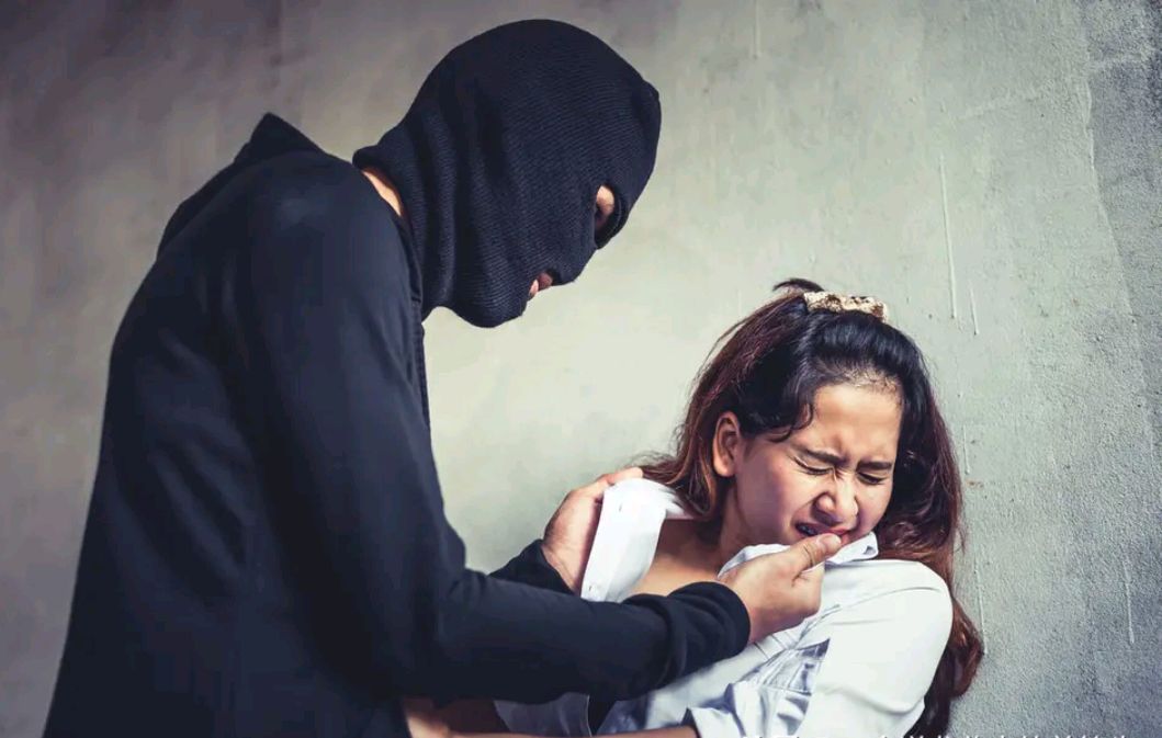 “妈，同桌经常摸我”，聪明宝妈智慧回应，帮助闺女远离“恶爪”