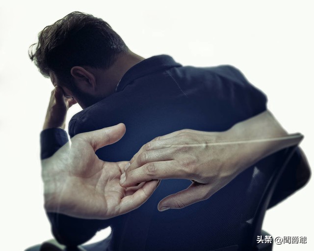 妻子收入高于丈夫,妻子挣的钱比老公多该怎么处理