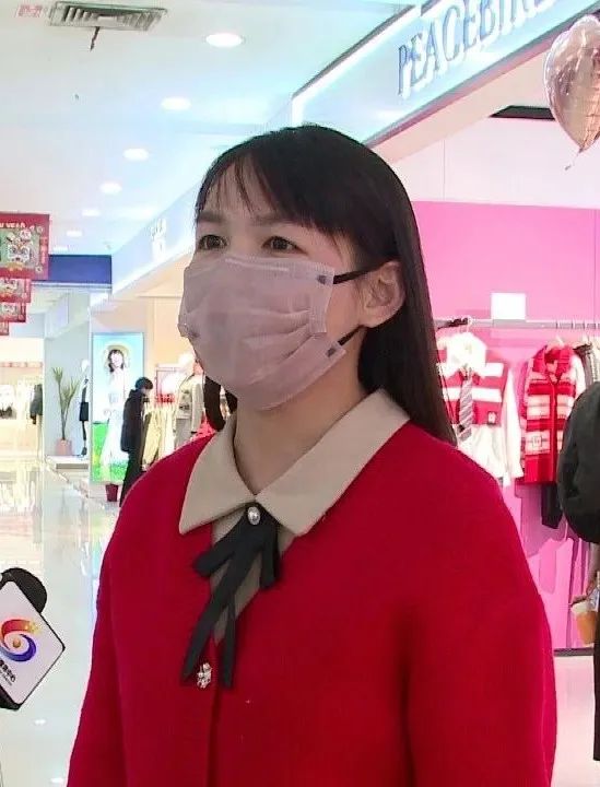 春节将至年味浓年货市场购销两旺,新春走基层消费热情高监管不停歇