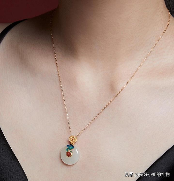 母亲节礼物40-50岁实用首饰套装,母亲节首饰礼物推荐