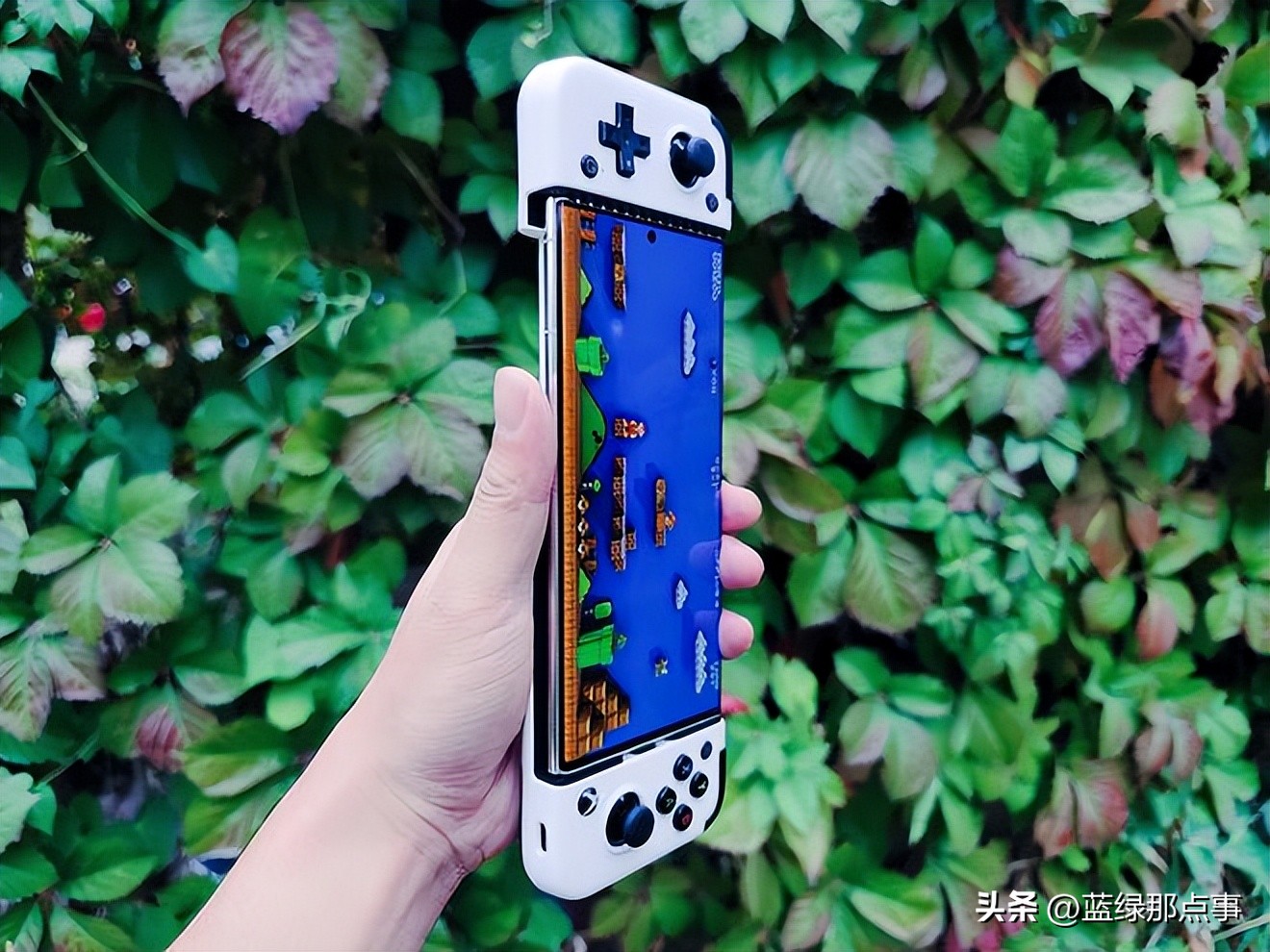 能变成手机的游戏机,手机就能当游戏手柄