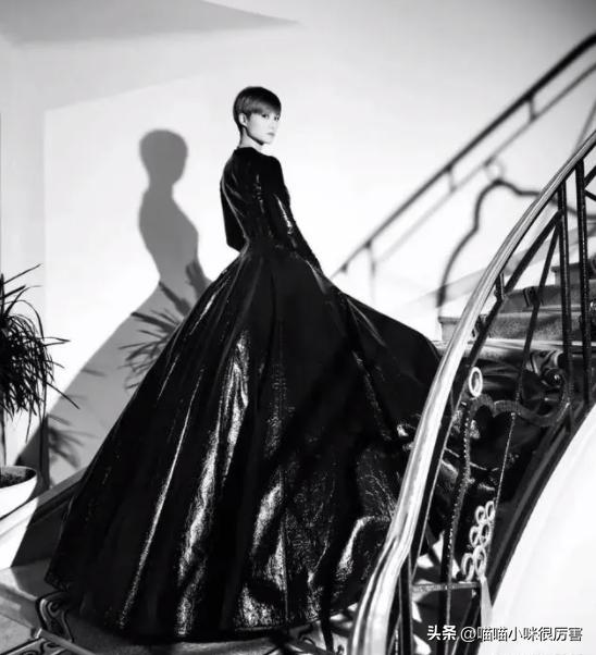 2005年李宇春什么歌夺冠,李宇春超女冠军是哪一天