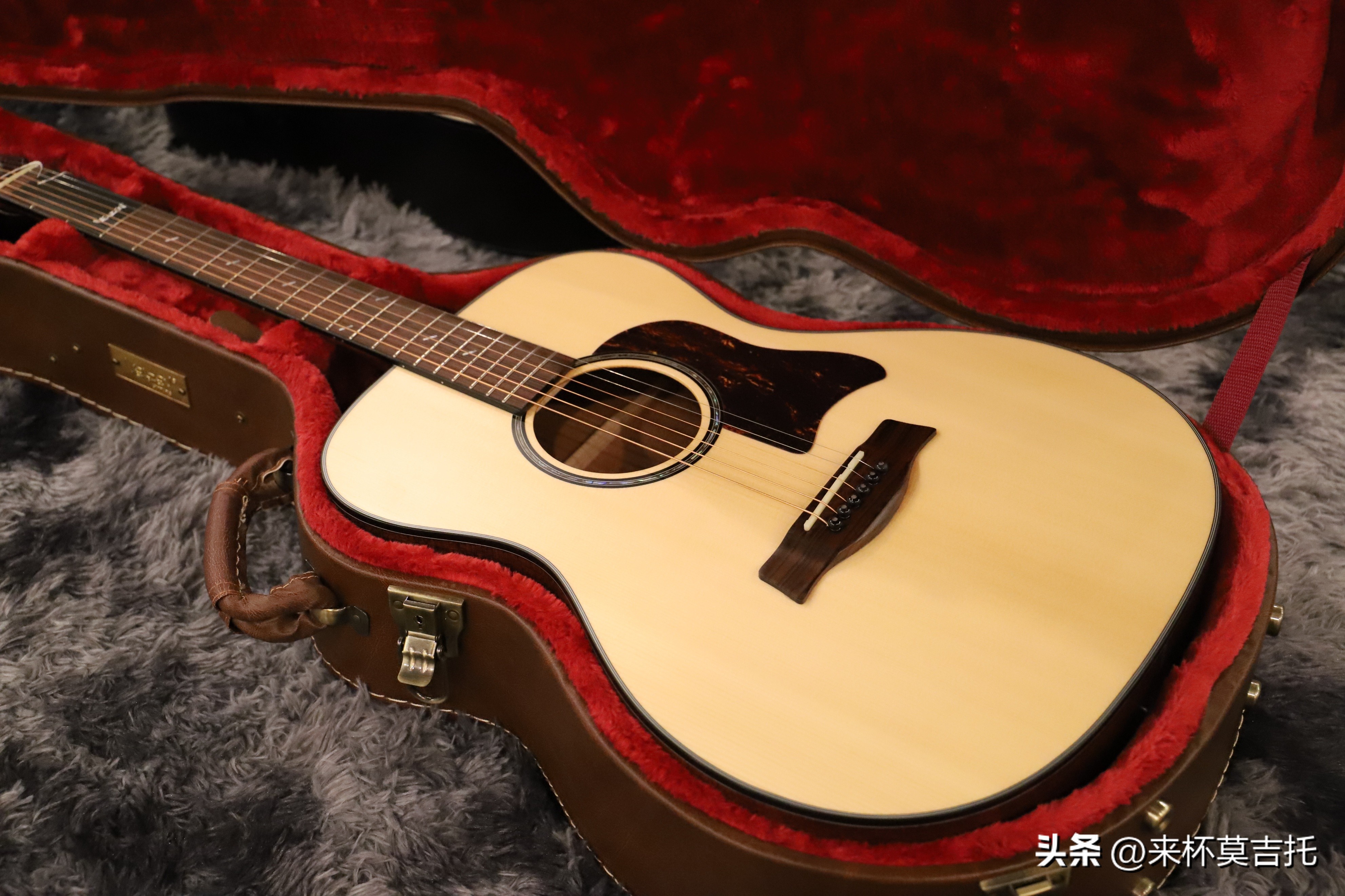 新手淘宝如何挑选吉他,新手吉他购买推荐品牌三千到四千