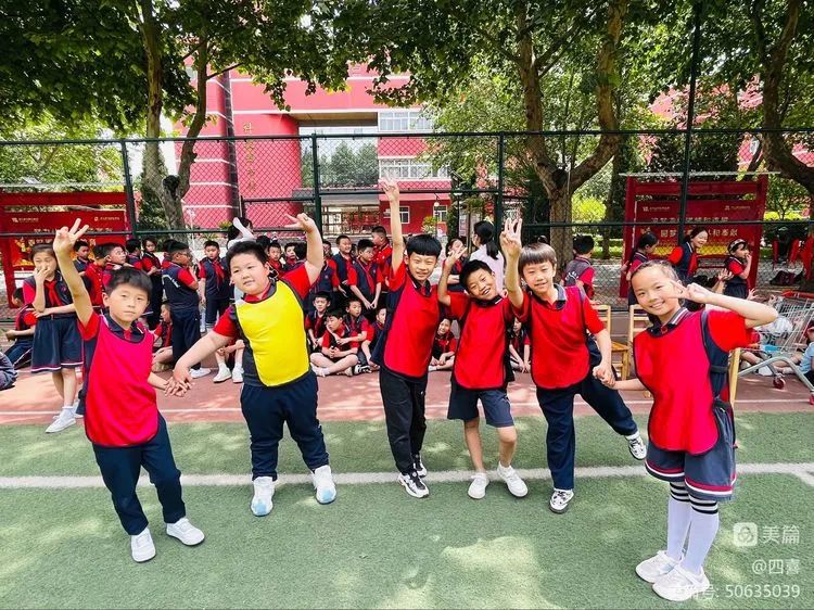 涓夐棬灏忓瓒崇悆姣旇禌,鍑ゅ嚢鑺卞洯鍩庡皬瀛︿笁骞寸骇瓒崇悆姣旇禌