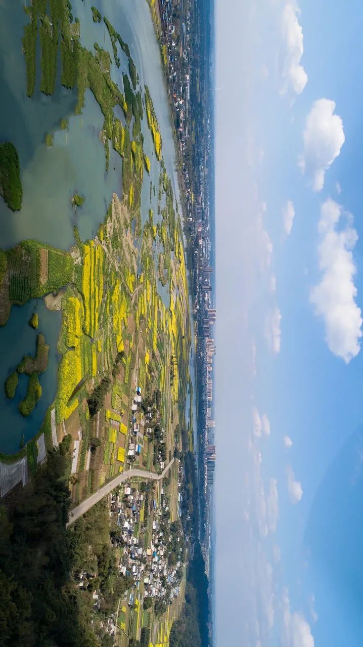 闈掔鏃呮父,鐪夊北闈掔