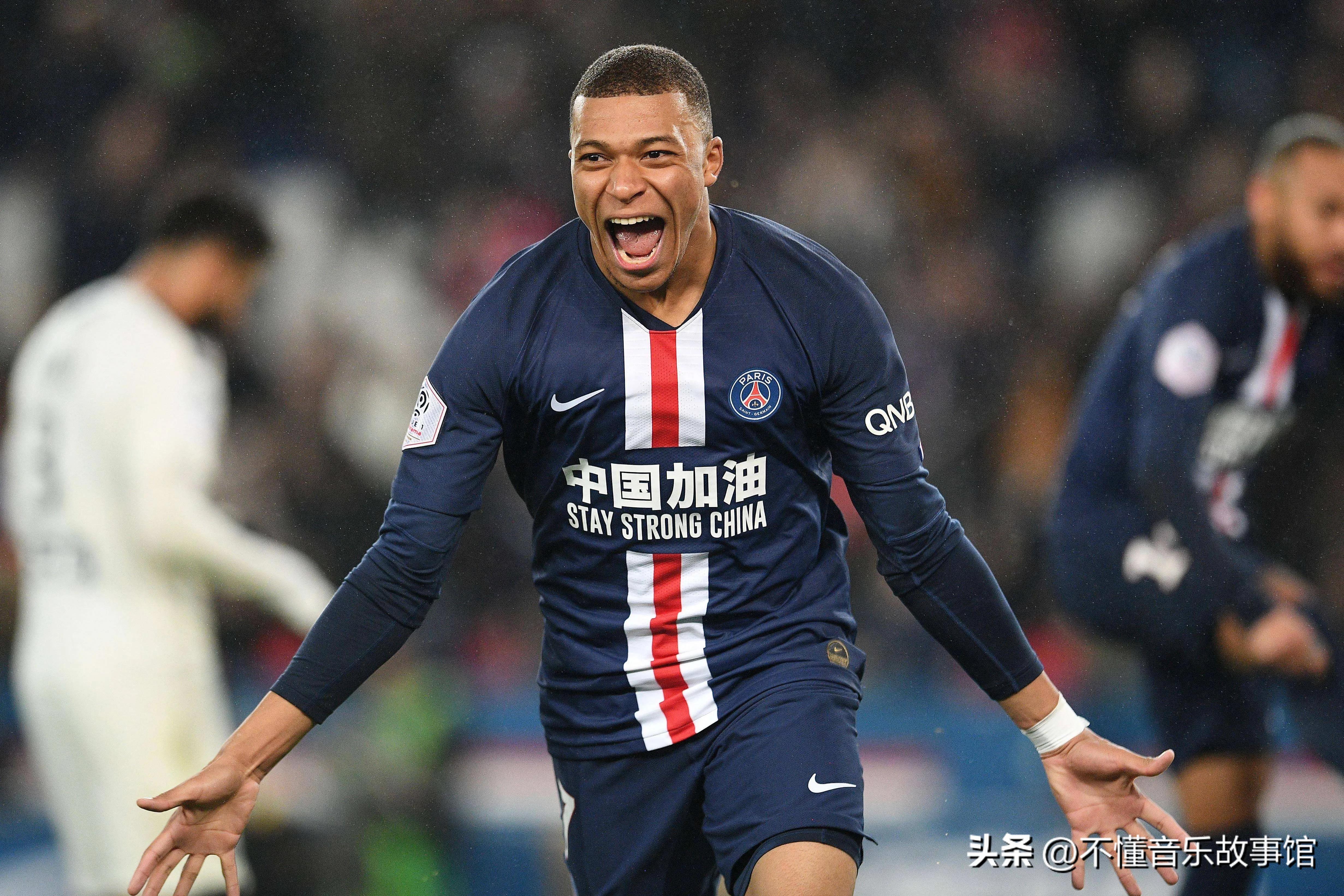 世界十大足球工资最高球员,世界前十足球运动员工资