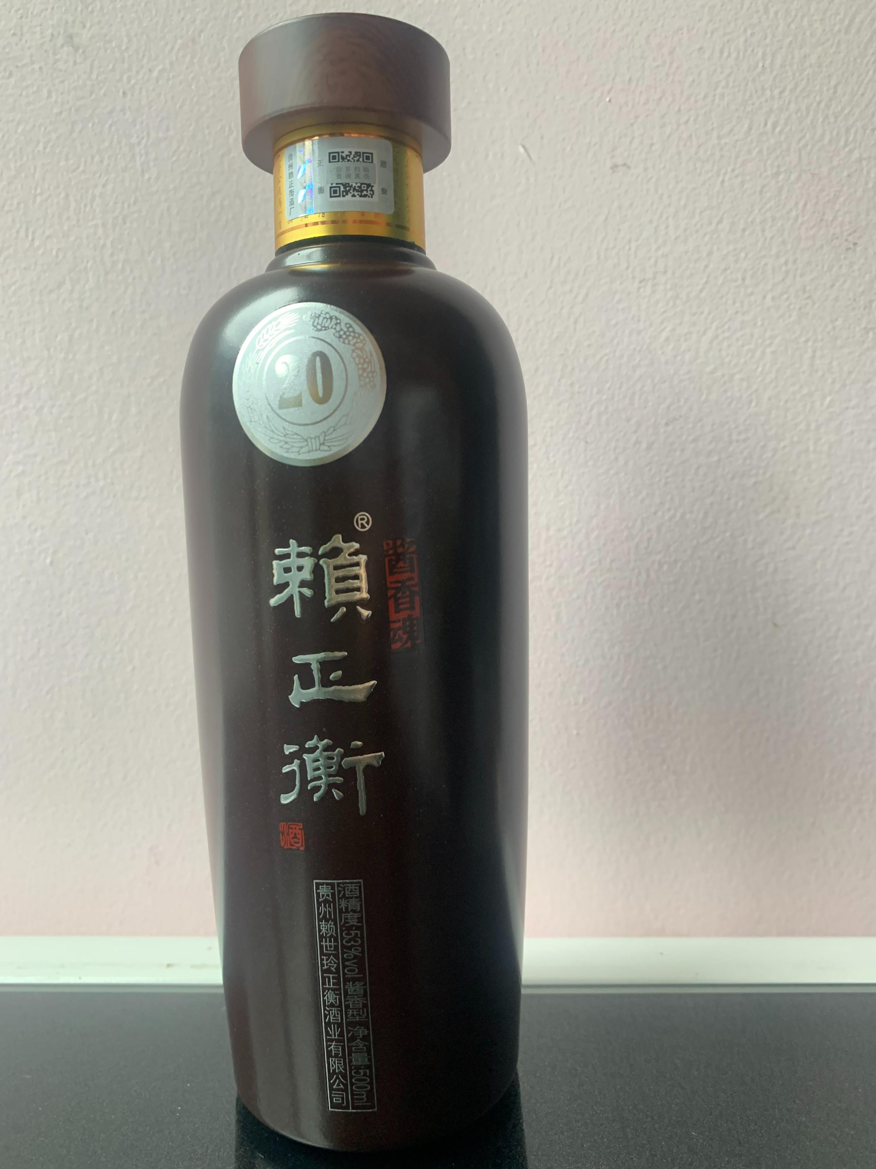 江苏酒圈怪象，不摆洋河不爱茅台，却偏爱这4款外地酒，你喝过吗