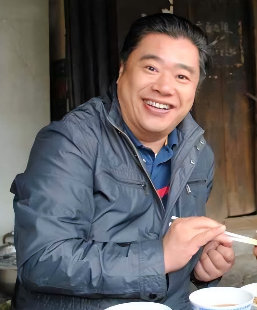 十二亿资产被父母兄弟送精神病院,上亿资产被家人瓜分