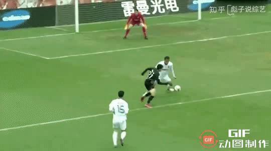 罗慕洛时隔308天重返中超,足坛新星帽子戏法