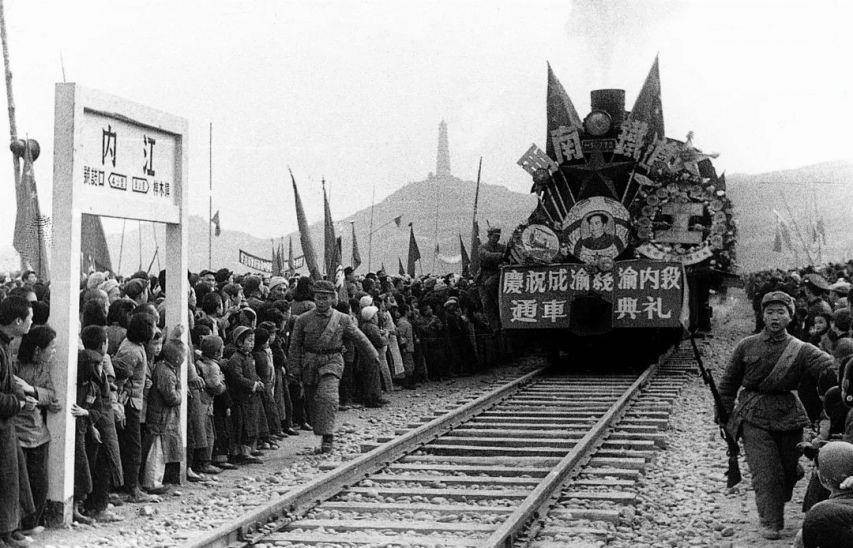 1997年,重庆被设为中央直辖市,*小平邓**为何要将四川省“分家”?