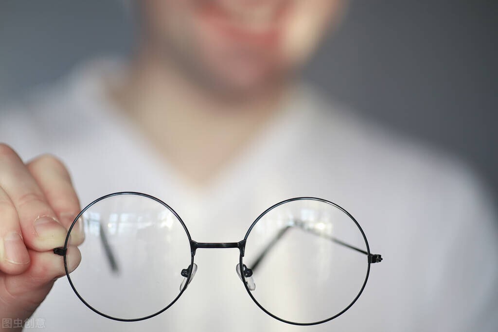 近视眼的医疗江湖,近视眼的医生怎么戴护目镜