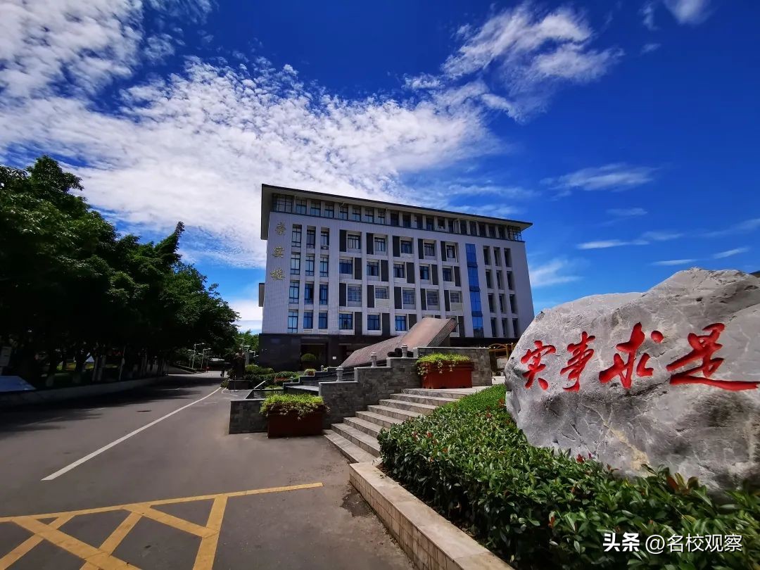 从绵阳、海南、攀西到成都，看“传奇校长”何佳庠的传奇人生