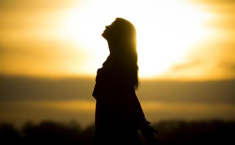 一个人是不是真心爱你一试就知道,永远不要试探一个人有多爱你