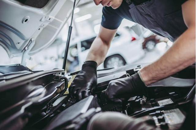 保时捷被追尾要赔偿多少钱,保时捷追尾赔偿标准