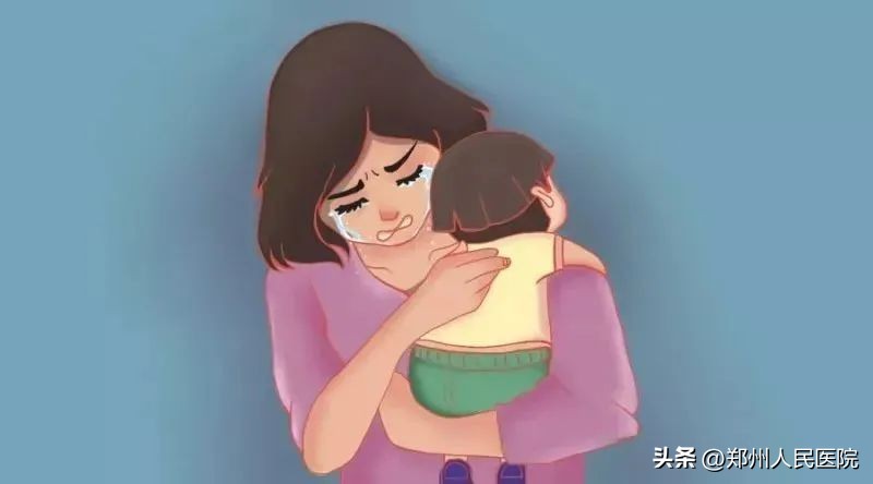 妈妈非常担心宝宝哭,妈妈总是为儿子着急焦虑