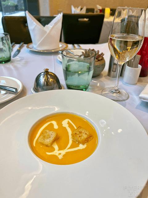 该怎么去形容你才能贴切,该怎么去形容你最贴切霸气