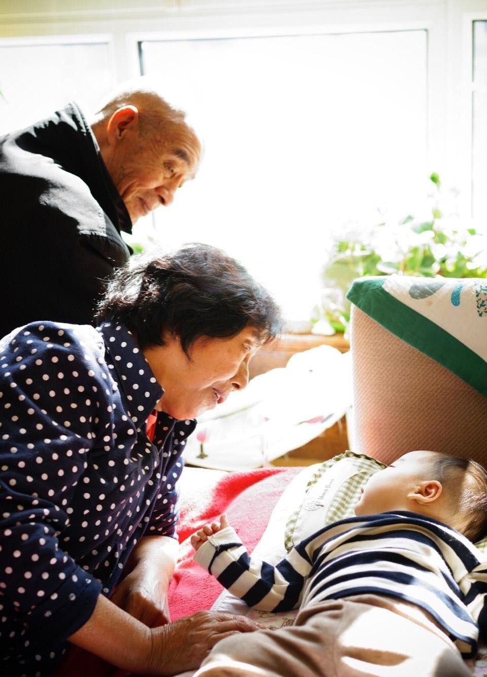 因穷被老婆嫌弃一怒之下继承家族,因为穷被女友抛弃逆袭