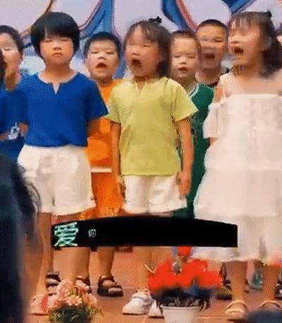 为什么小学生感到孤独,为什么小学生这么喜欢孤勇者