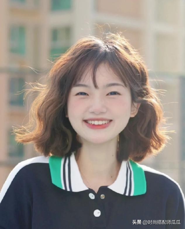 怎样烫发让黑长直显得你头发多,黑长直不想贴头皮怎么烫发