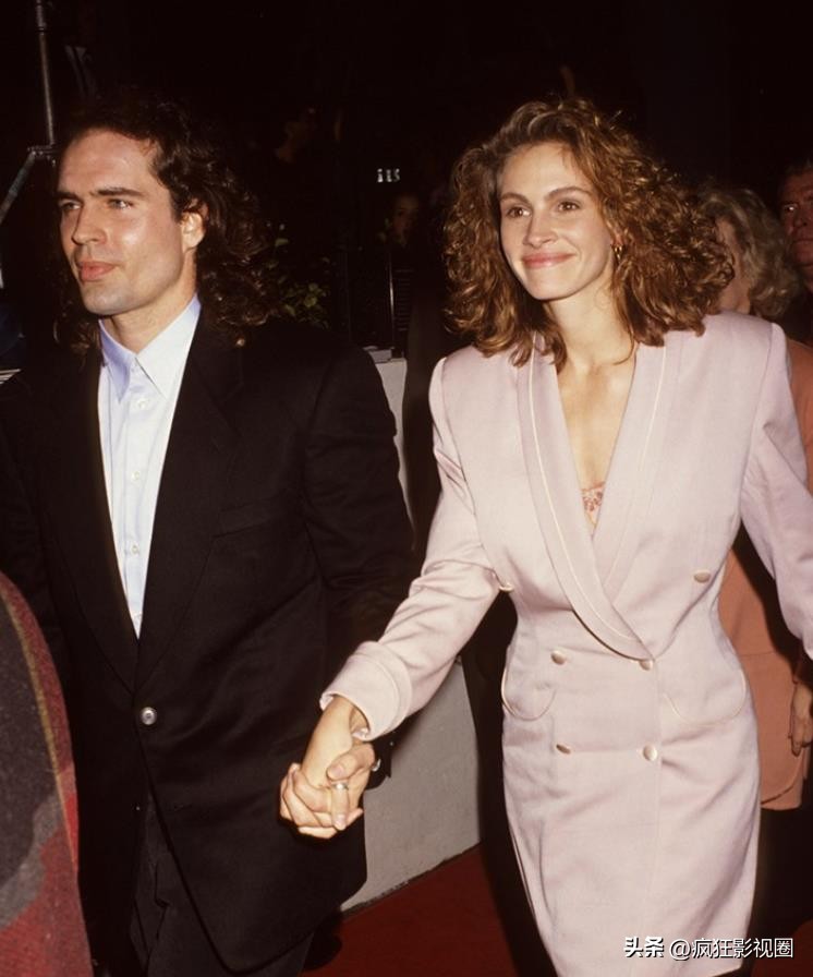 朱莉娅罗伯茨不断回头,朱莉娅罗伯茨永不妥协