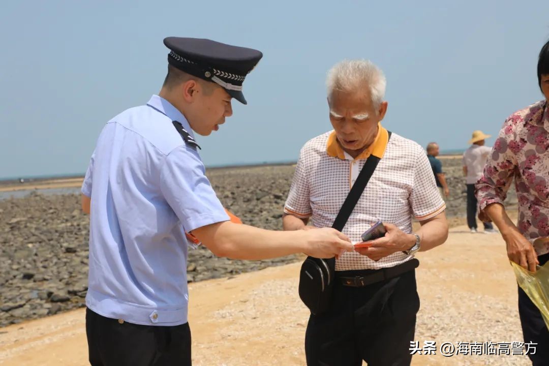 节日我在岗平安不打烊,节日我在岗国庆警相随守护不打烊