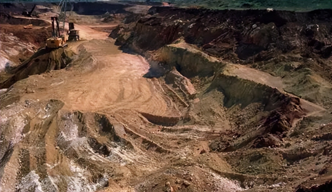 硬度低，耐高温，高延展，终于知道铝土矿为什么会用途如此广泛了