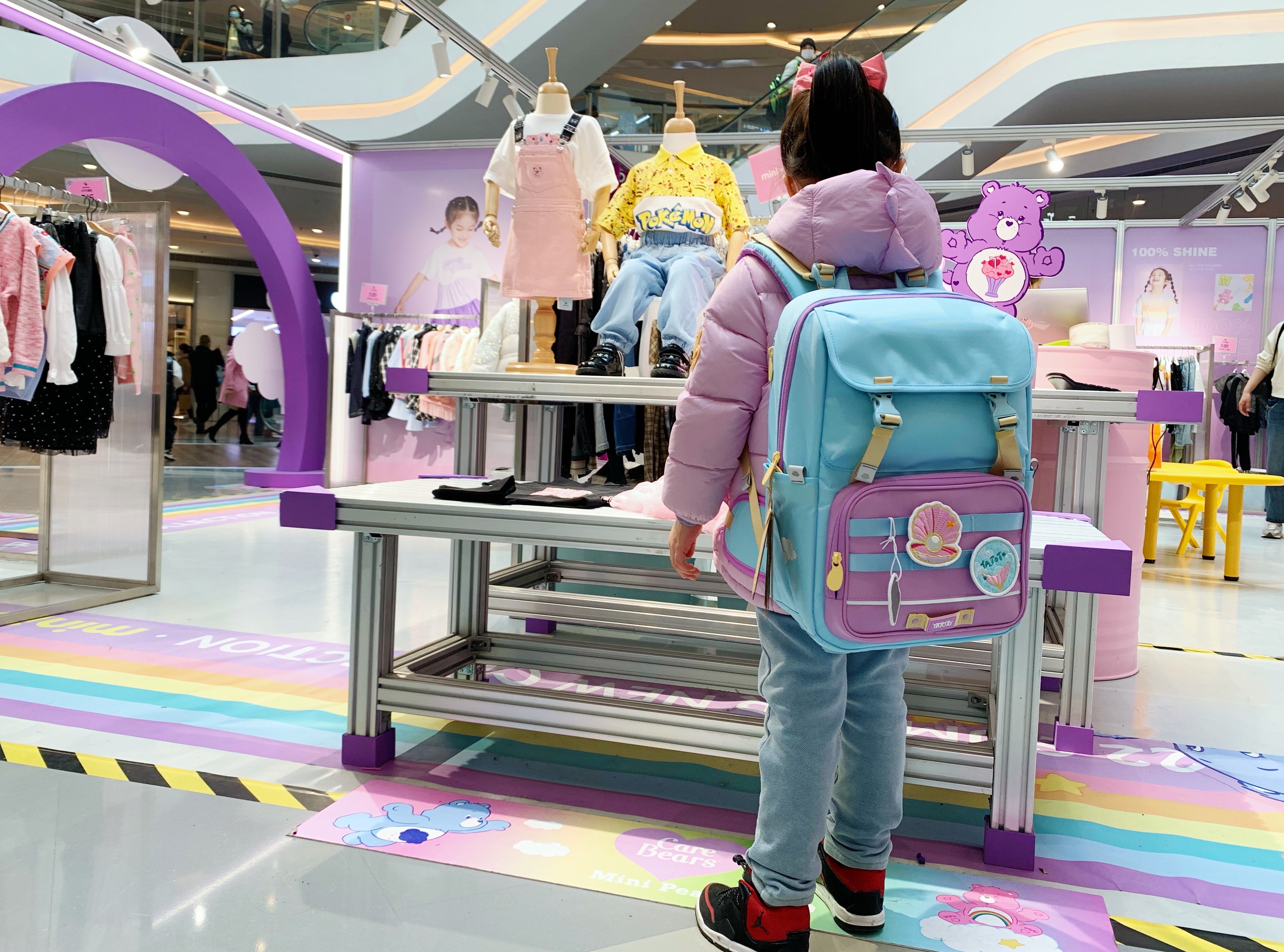 日本儿童减负护脊书包推荐,真正的减负护脊书包什么样