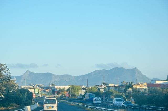 非洲的神奇岛屿毛里求斯，遥远的避世天堂，对中国免签