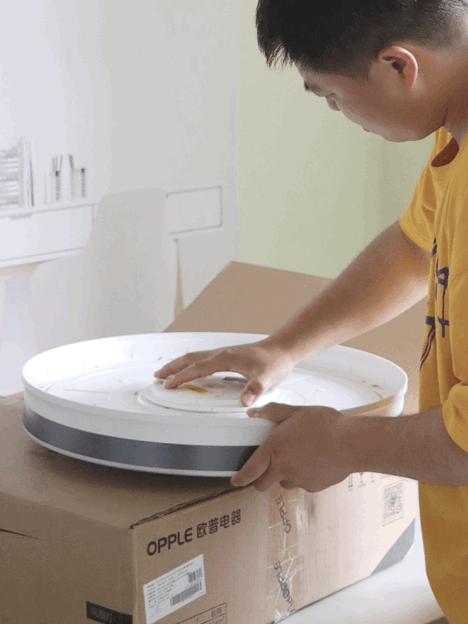 普通风扇灯和隐形风扇灯哪个实用,风扇灯选择什么样的最实用