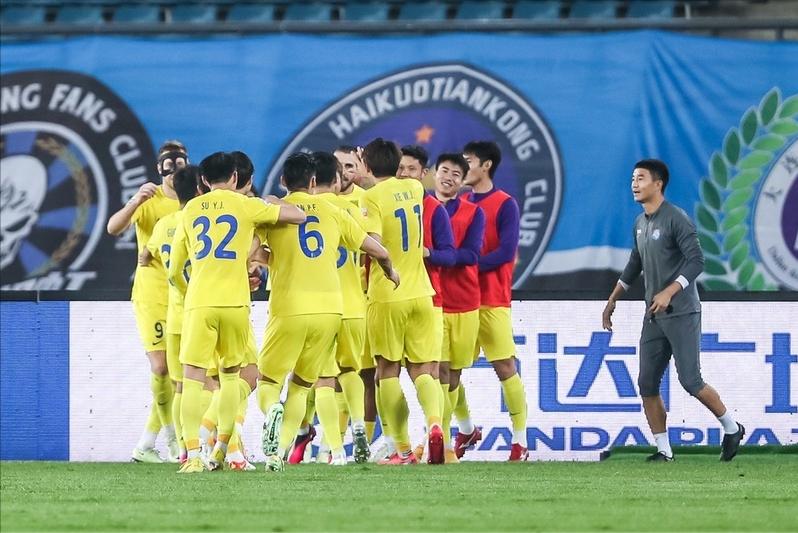 谢晖赛后大连人,谢晖大连人巅峰时刻