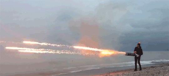 为什么春节的时候要走亲访友,在春节为什么要走亲访友