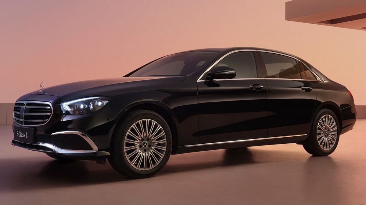 十大经典奔驰车排名,列举奔驰汽车公司的畅销车型