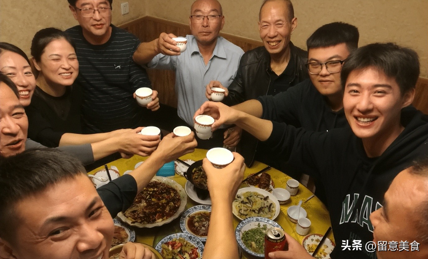 好喝不贵的十几款纯粮食白酒,行家公认好喝的5款实在酒