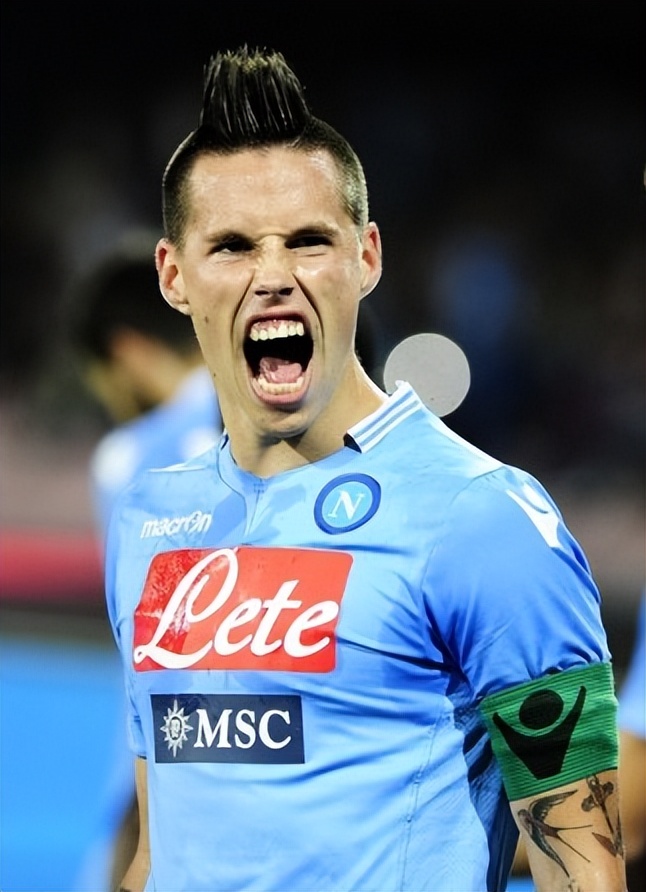 前腰位置的现代之美