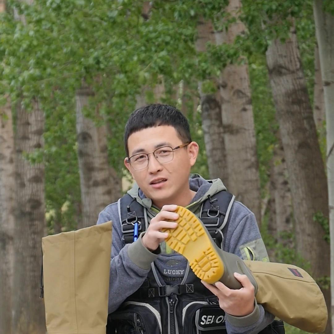 溪流野钓纺车轮路亚,溪流路亚钓鱼服