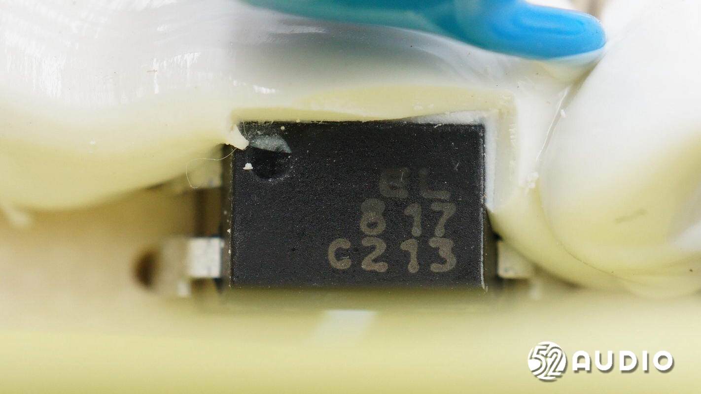 雷蛇天狼星v2专业版,razer雷蛇利维坦巨兽v2和天狼星v2