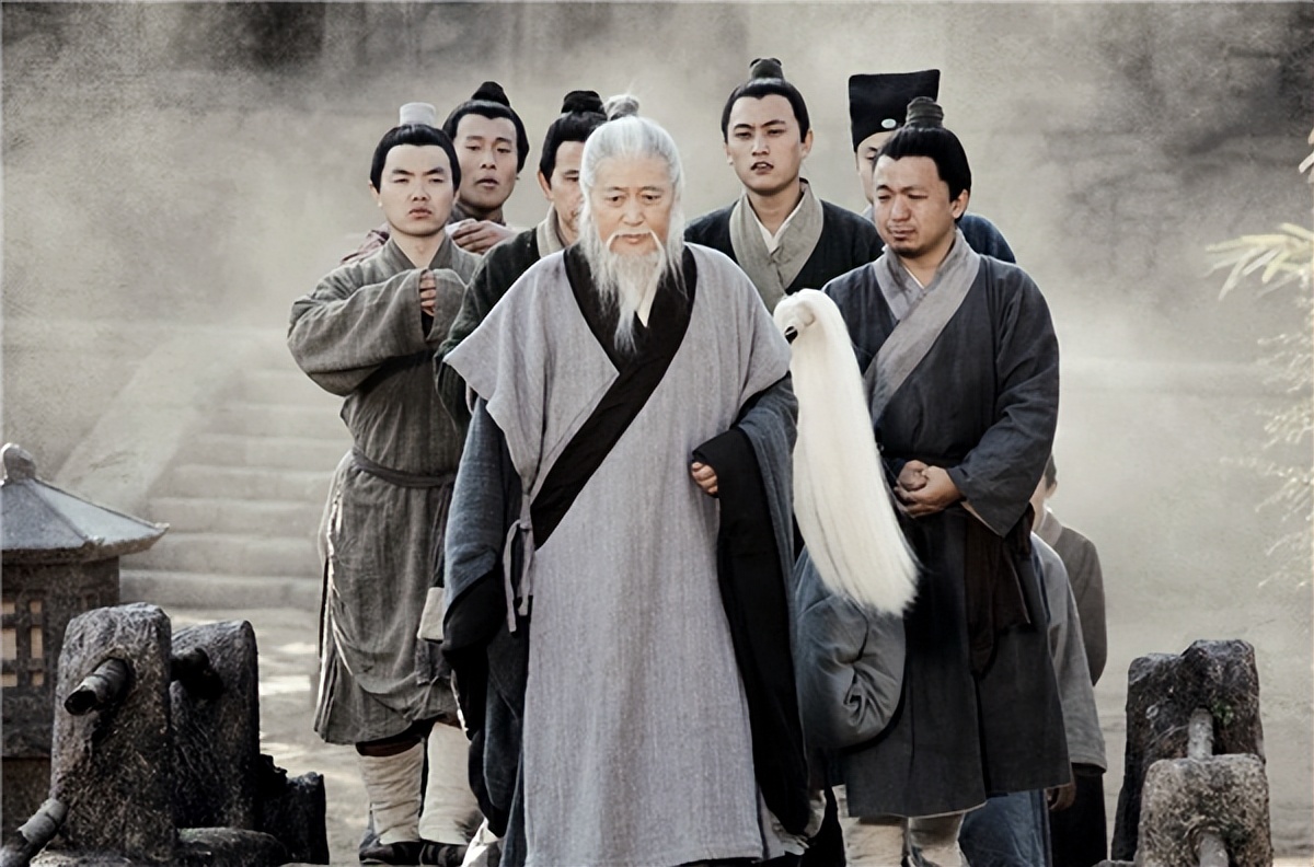 二十不勤三十不立四十不富鬼谷子,农村有句谚语三十不发四十不富