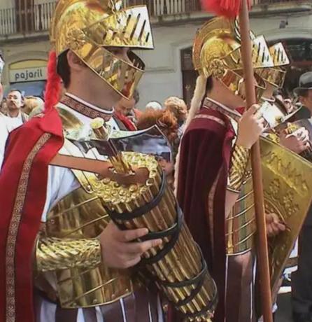 独裁者为什么被称为法西斯，fascism到底是什么意思？