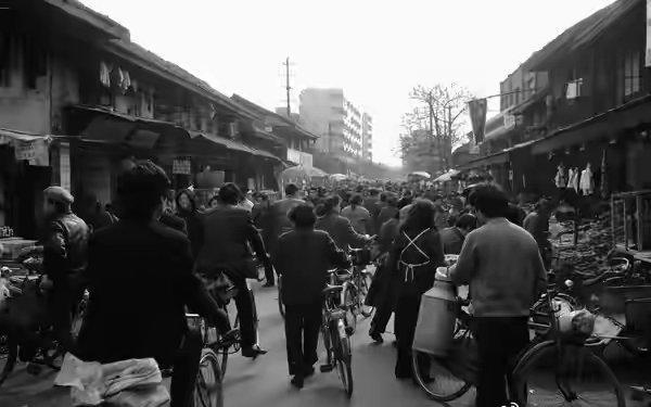 日军日记：男人饿倒在地，为了救他，我将他妻子的乳房割给他吃!