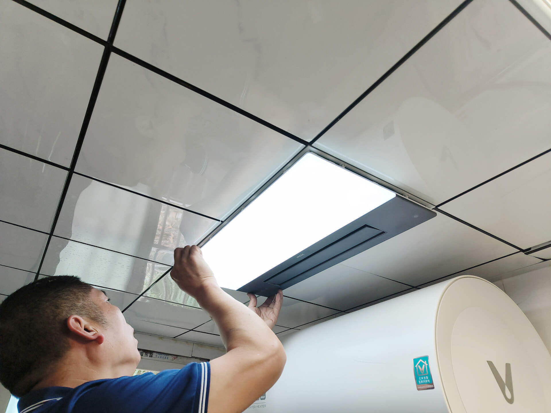 海尔智能浴霸t4u1,海尔智能风暖浴霸评测